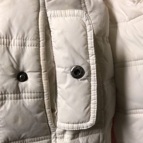 Abercrombie & Fitch coat. White. Runs small - Picture 6 of 10